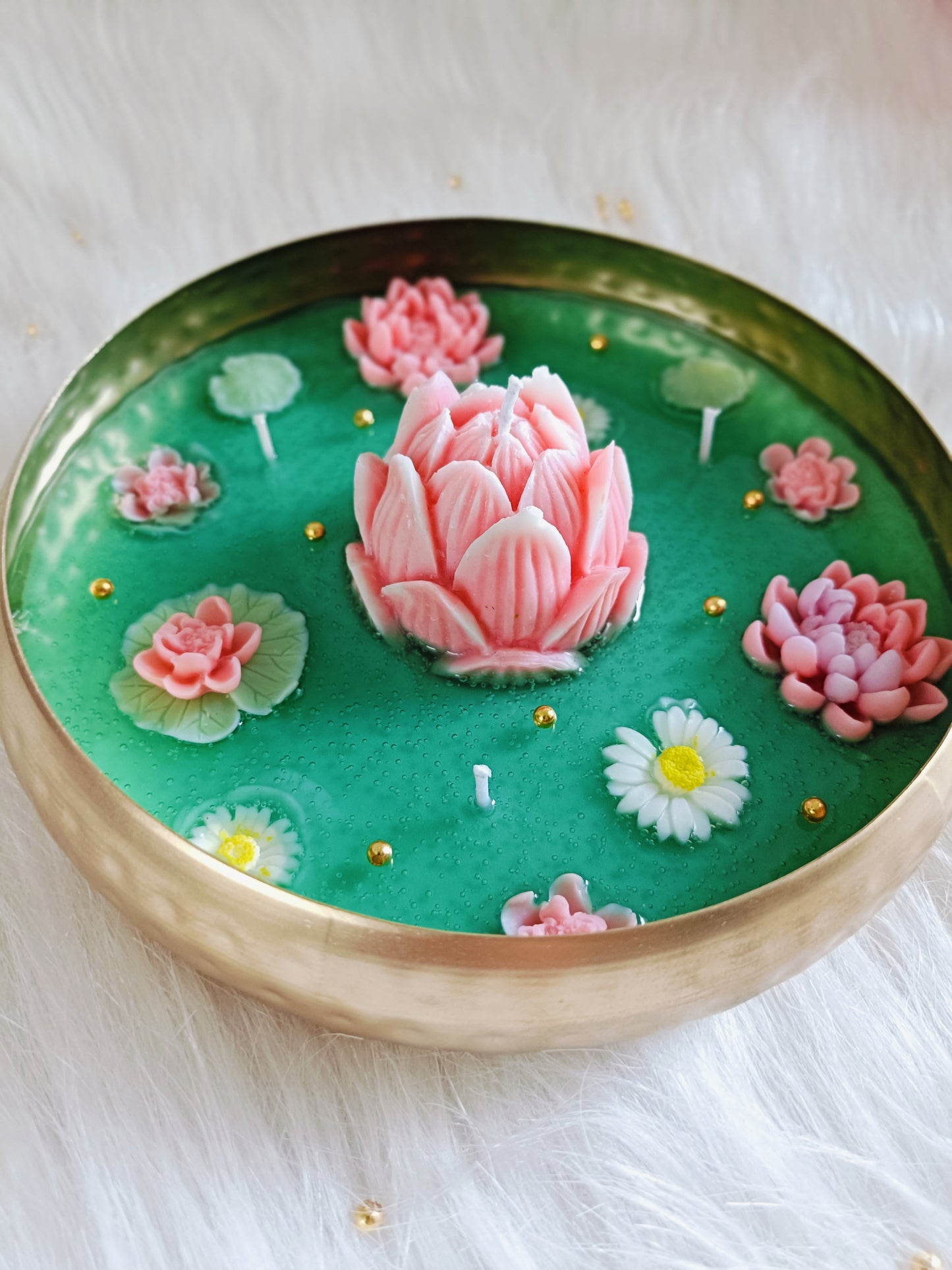 Lotus Pond Urli Candle